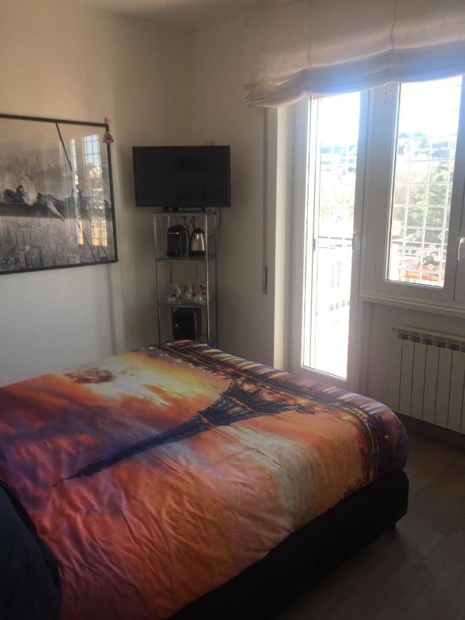 Alloggio Turistico Roberta San Pietro 罗马 外观 照片