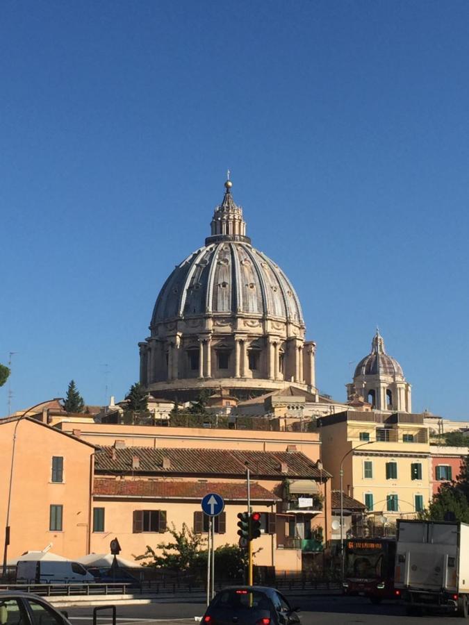 Alloggio Turistico Roberta San Pietro 罗马 外观 照片